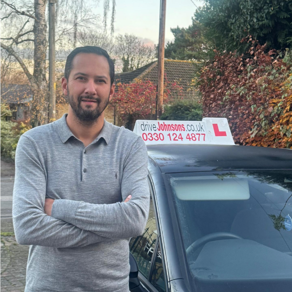 photo of Oliver Saunders