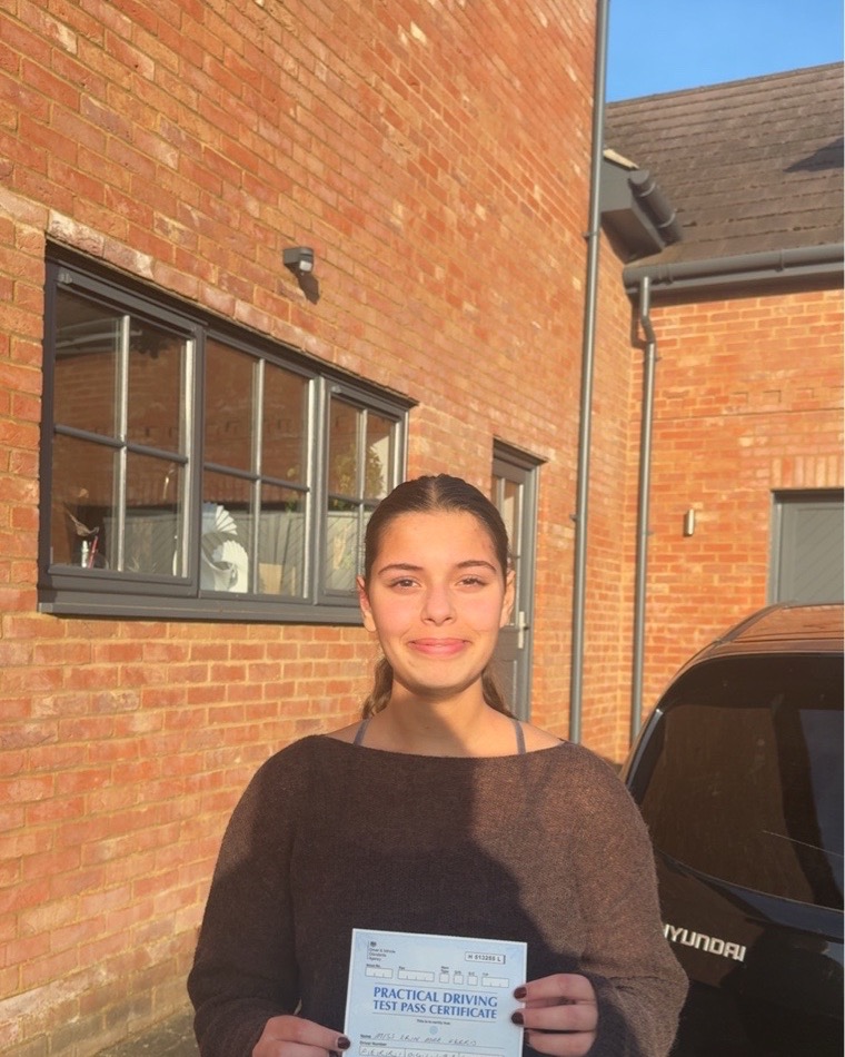 driving test pass photo of Erin Ferris