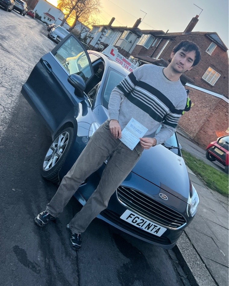 Preecha Mavin Pass Photo