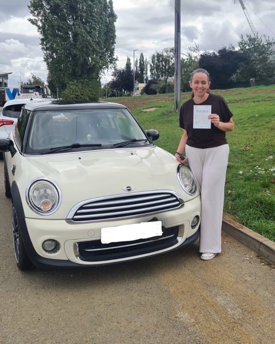 driving test pass photo of Michelle Snead