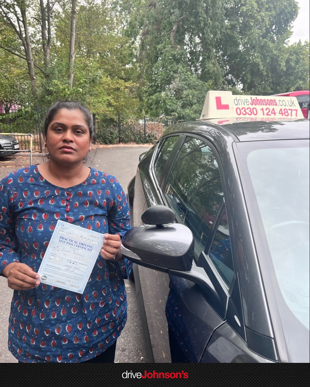 Revathi Arputham Pass Photo