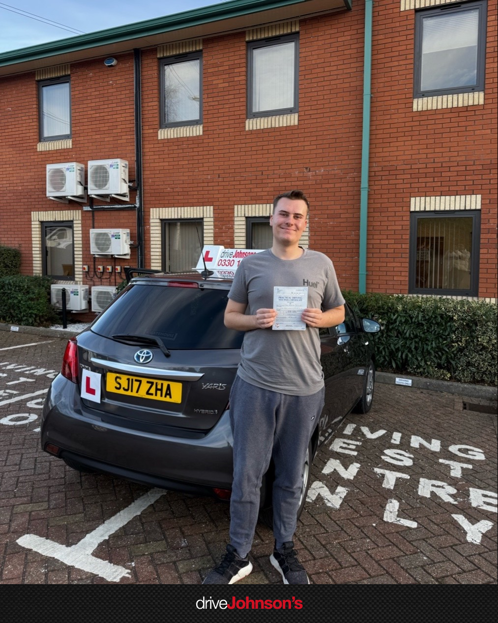 LOUIS DONACHIE Pass Photo