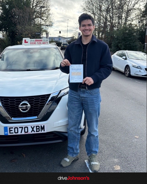 Phiraphat Eden Pass Photo