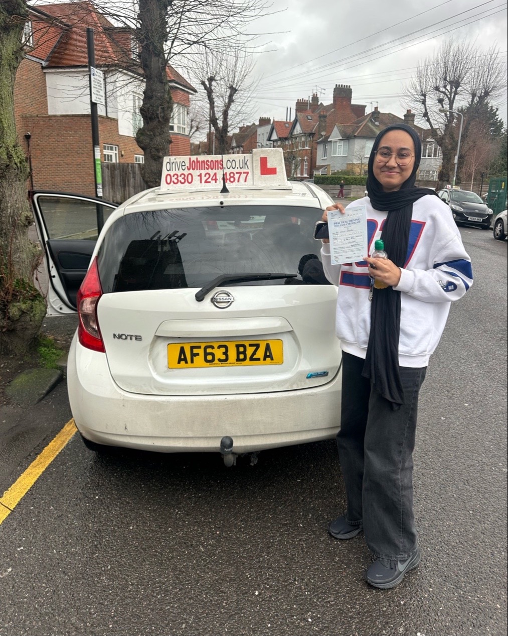 Methila Mehzbin Pass Photo