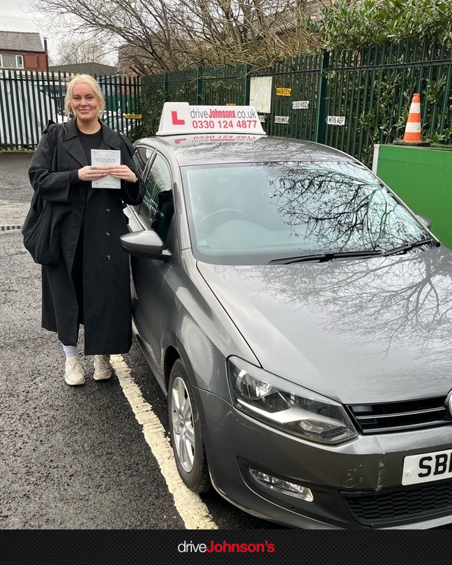 Sophie Derry Pass Photo