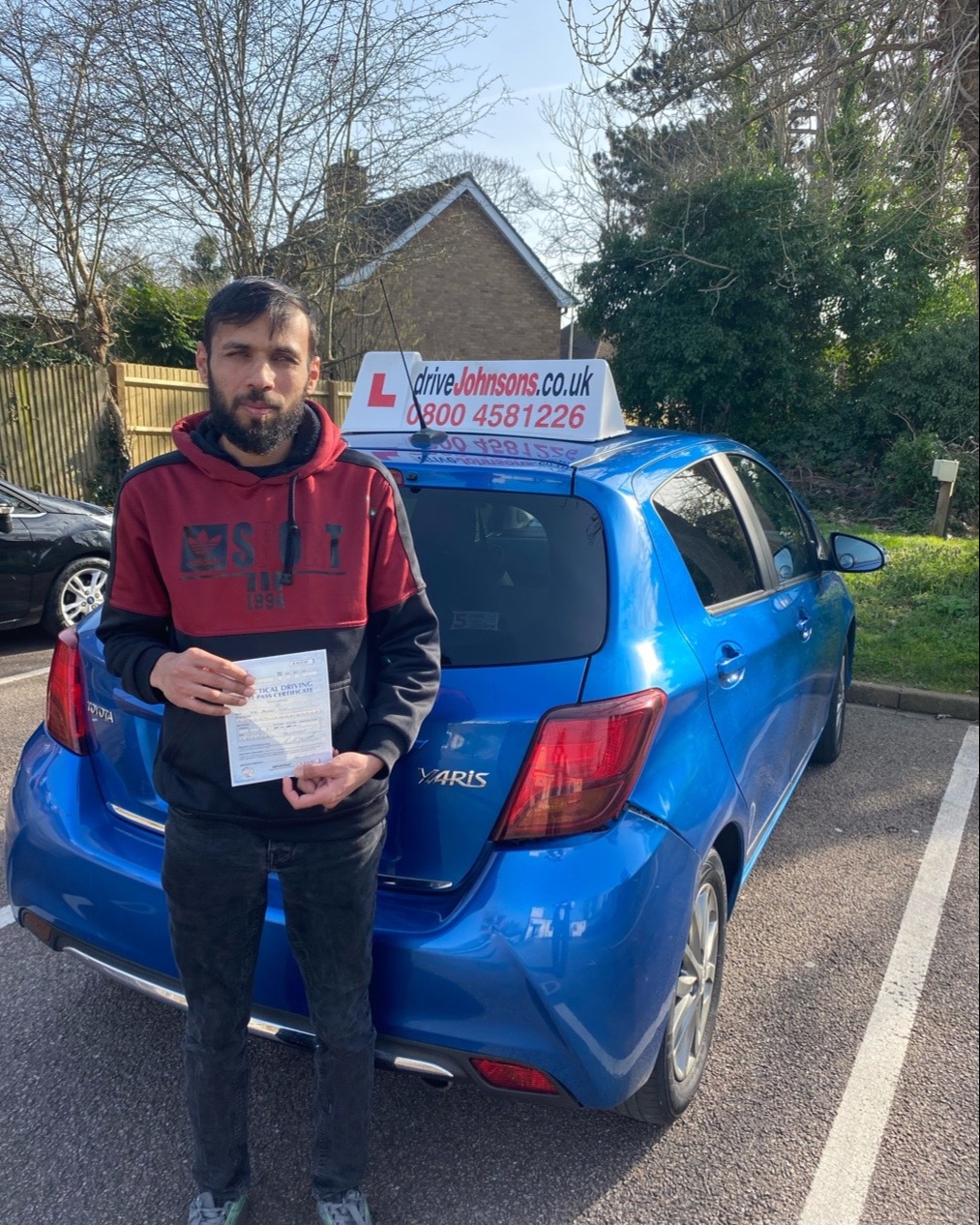 Anees Ayaz Pass Photo