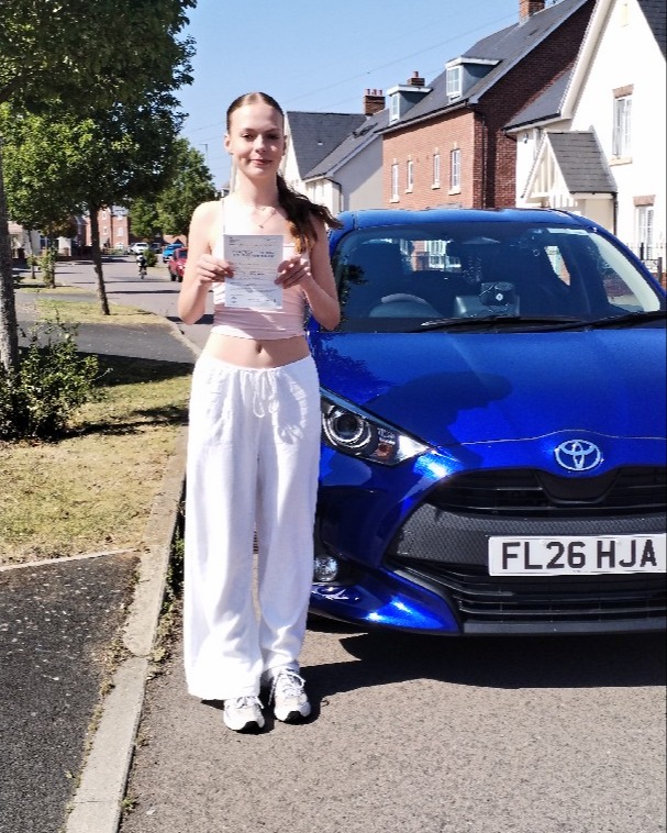driving test pass photo of Emily Brassington