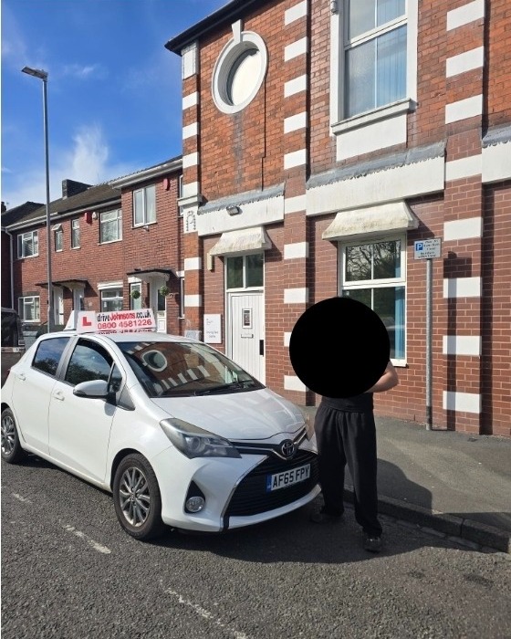 Yasim Jamder Pass Photo