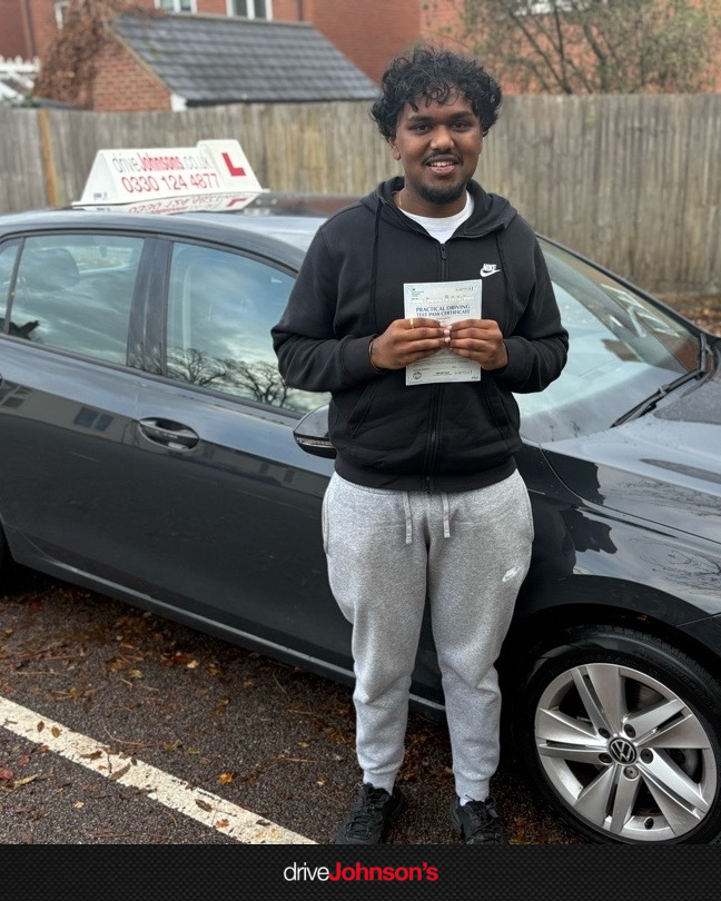 Varnesh Sathiythasan Pass Photo