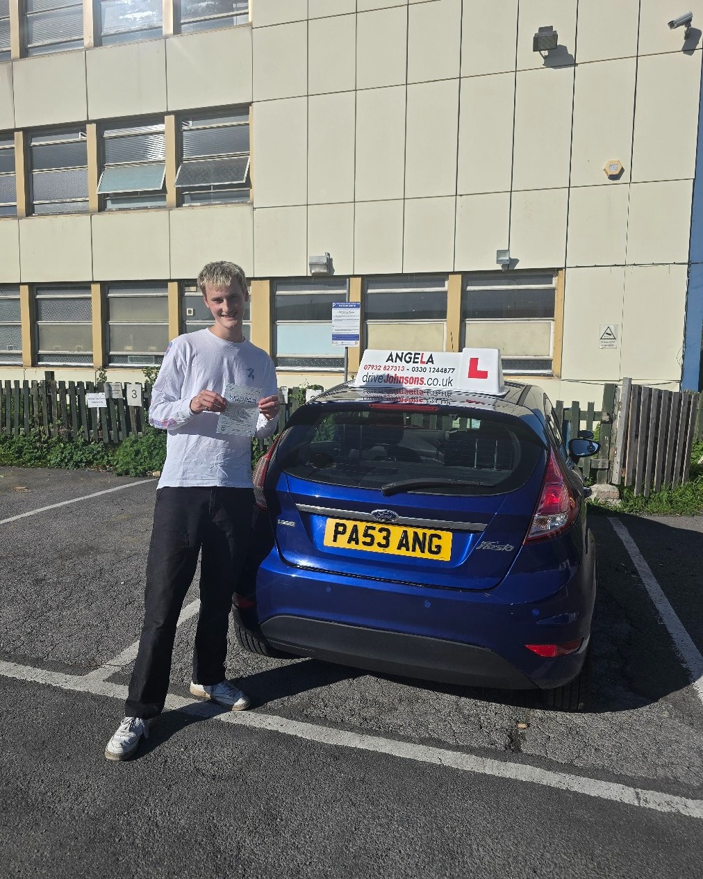 driving test pass photo of Oskar Szydlo