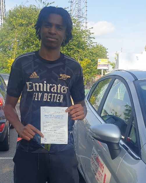 Tanaka Gono driving test pass photo of Tanaka Gono