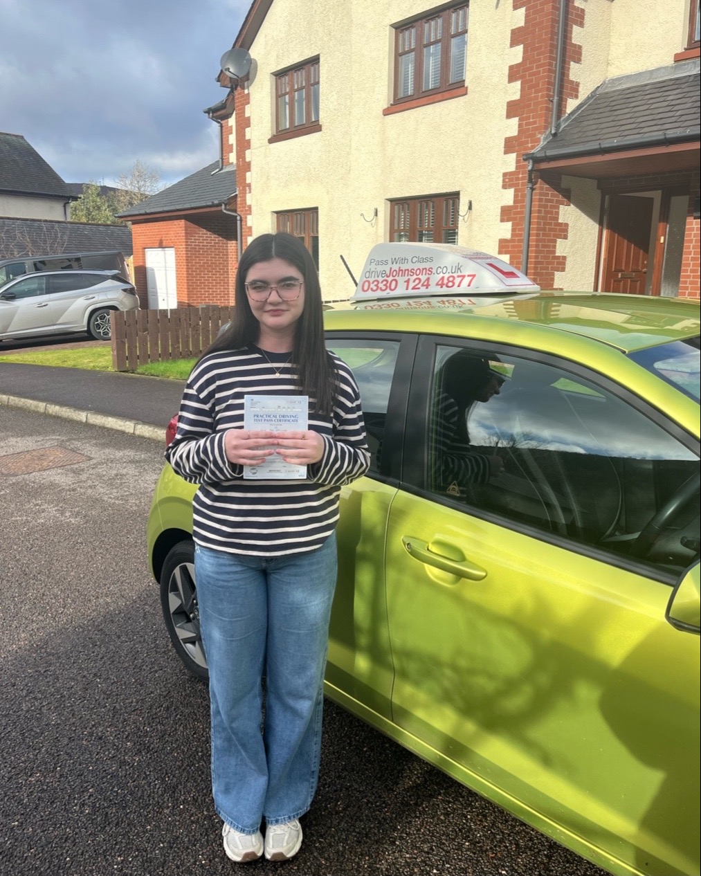 driving test pass photo of Aoife Macinnes