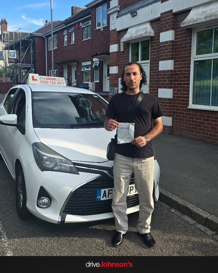 Mohammad Hajipour Pass Photo