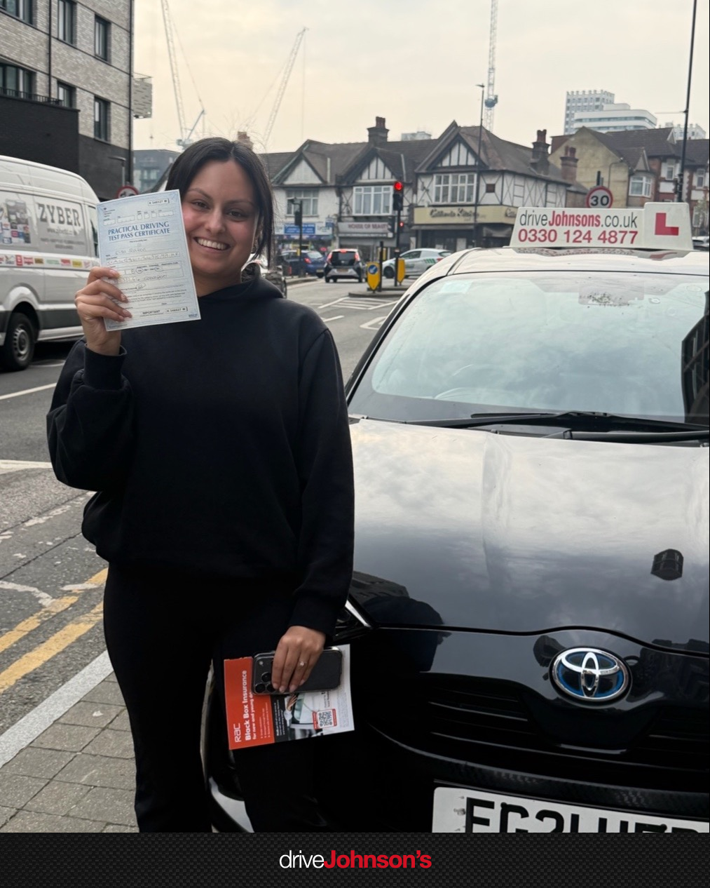 Elisa Scalcon Pass Photo