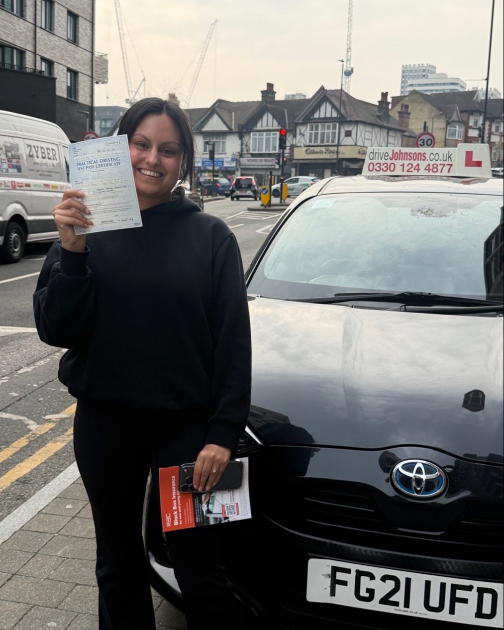 Elisa Scalcon Pass Photo