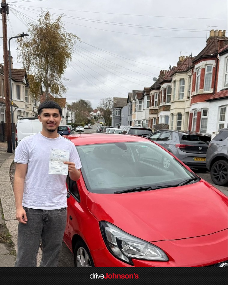 Ali Al Hashimi Pass Photo