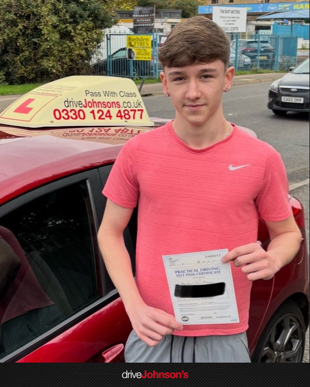 Ellis Maskey Pass Photo