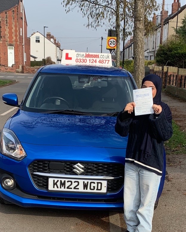 Laila Albatati Pass Photo