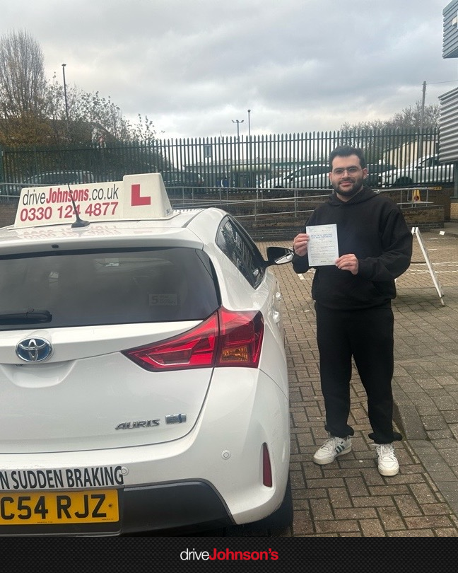 Yashel Junaid Pass Photo