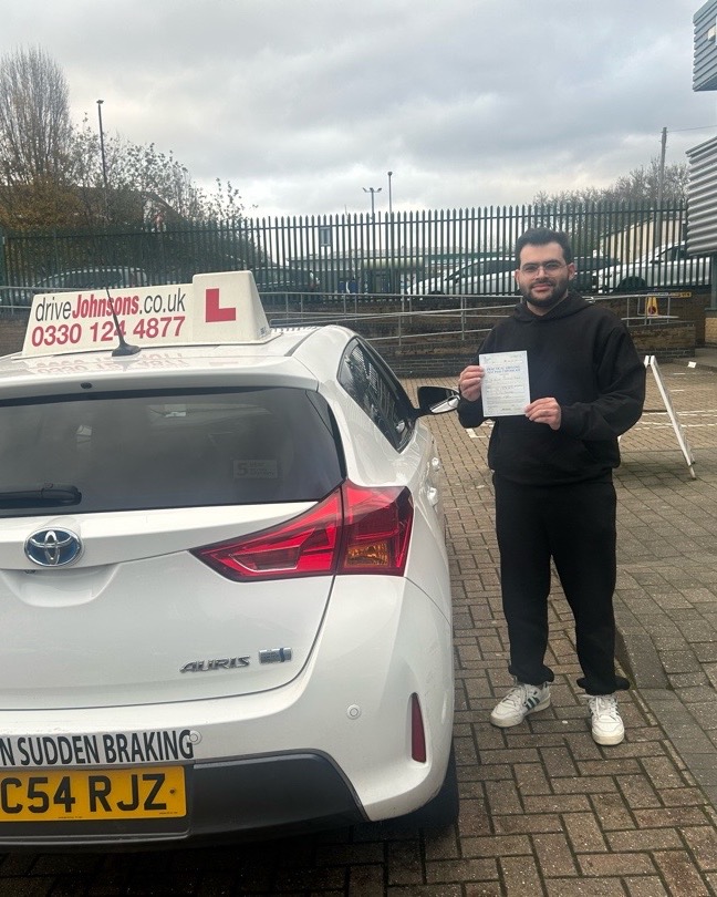 Yashel Junaid Pass Photo