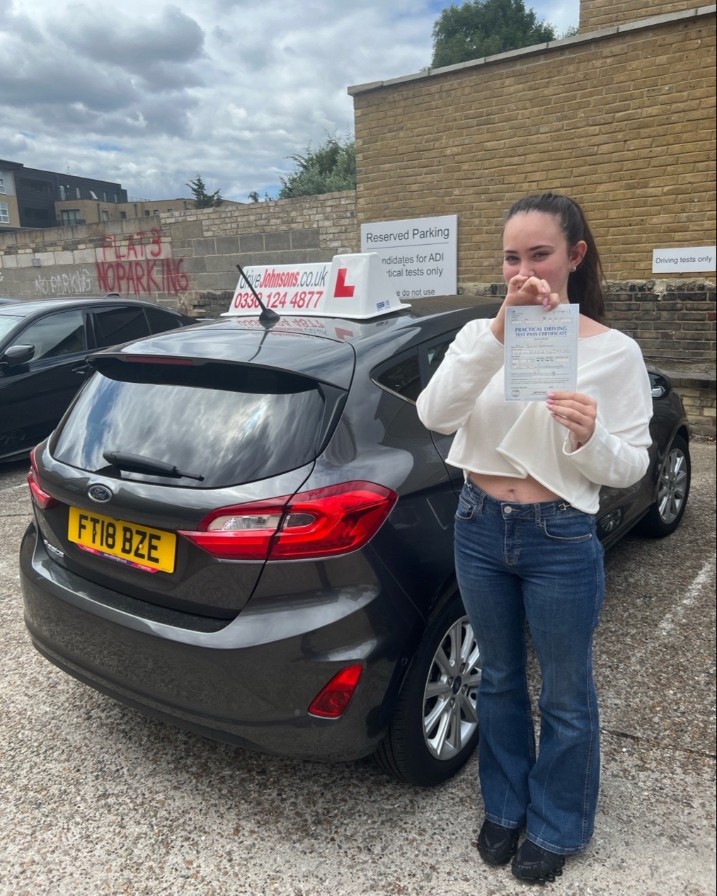 driving test pass photo of Jolin Dervishi