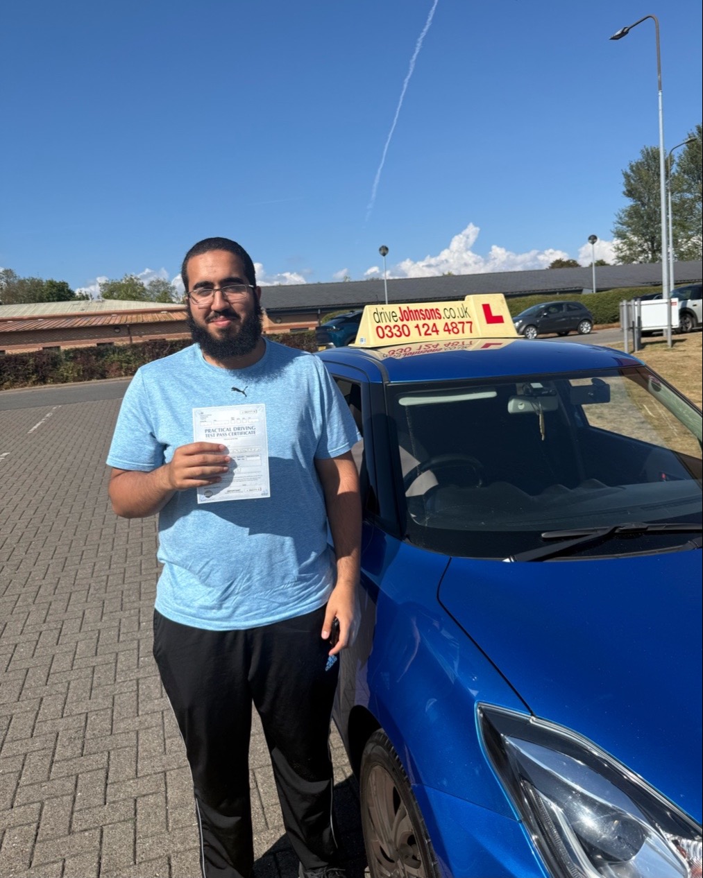 Omar Aldhfeiry Pass Photo