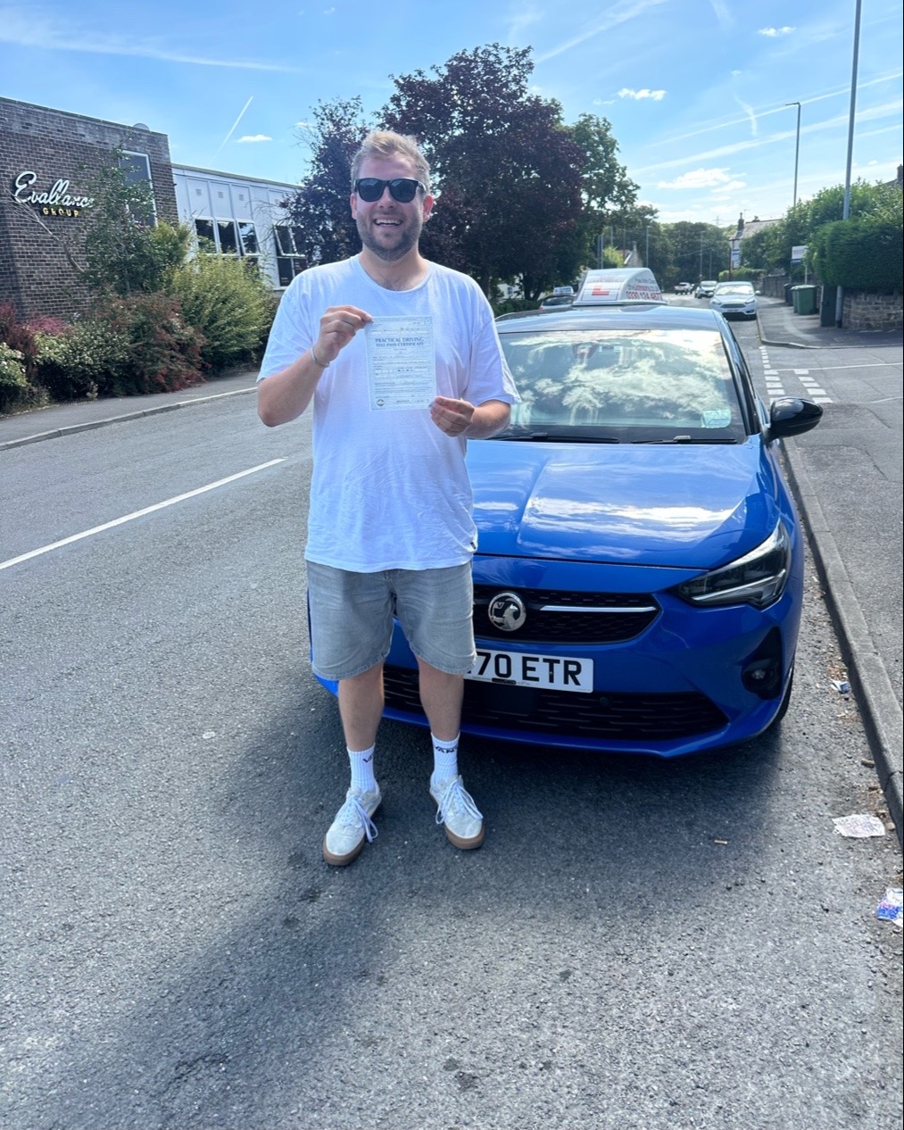 driving test pass photo of Kurt Lakin
