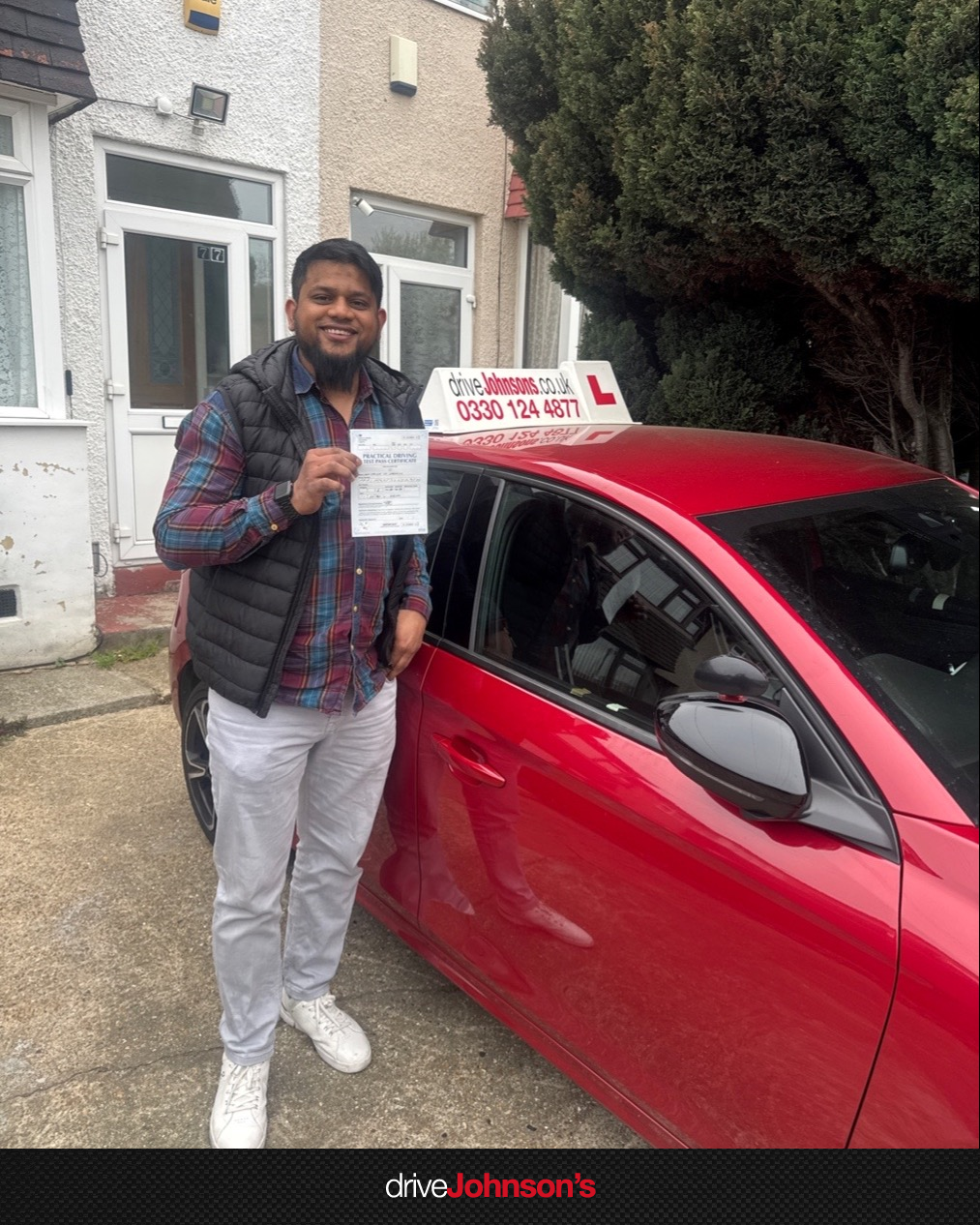 Mr Tanvir Moinudin Hakim Pass Photo