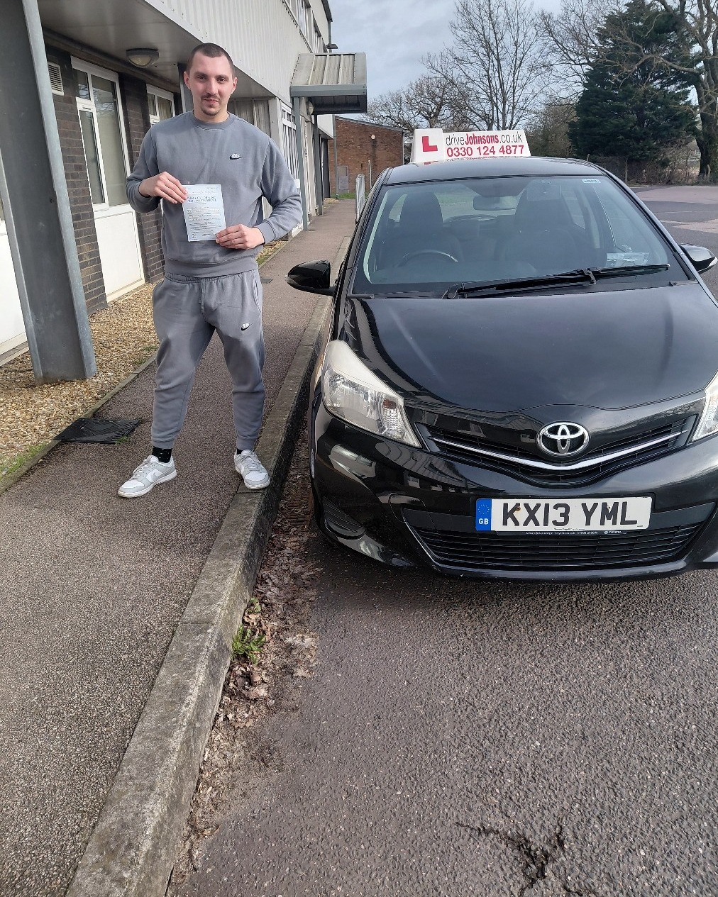 lewis house Pass Photo