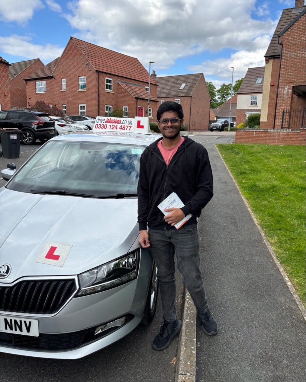 driving test pass photo of Eswara Srinivasan Velmurugan