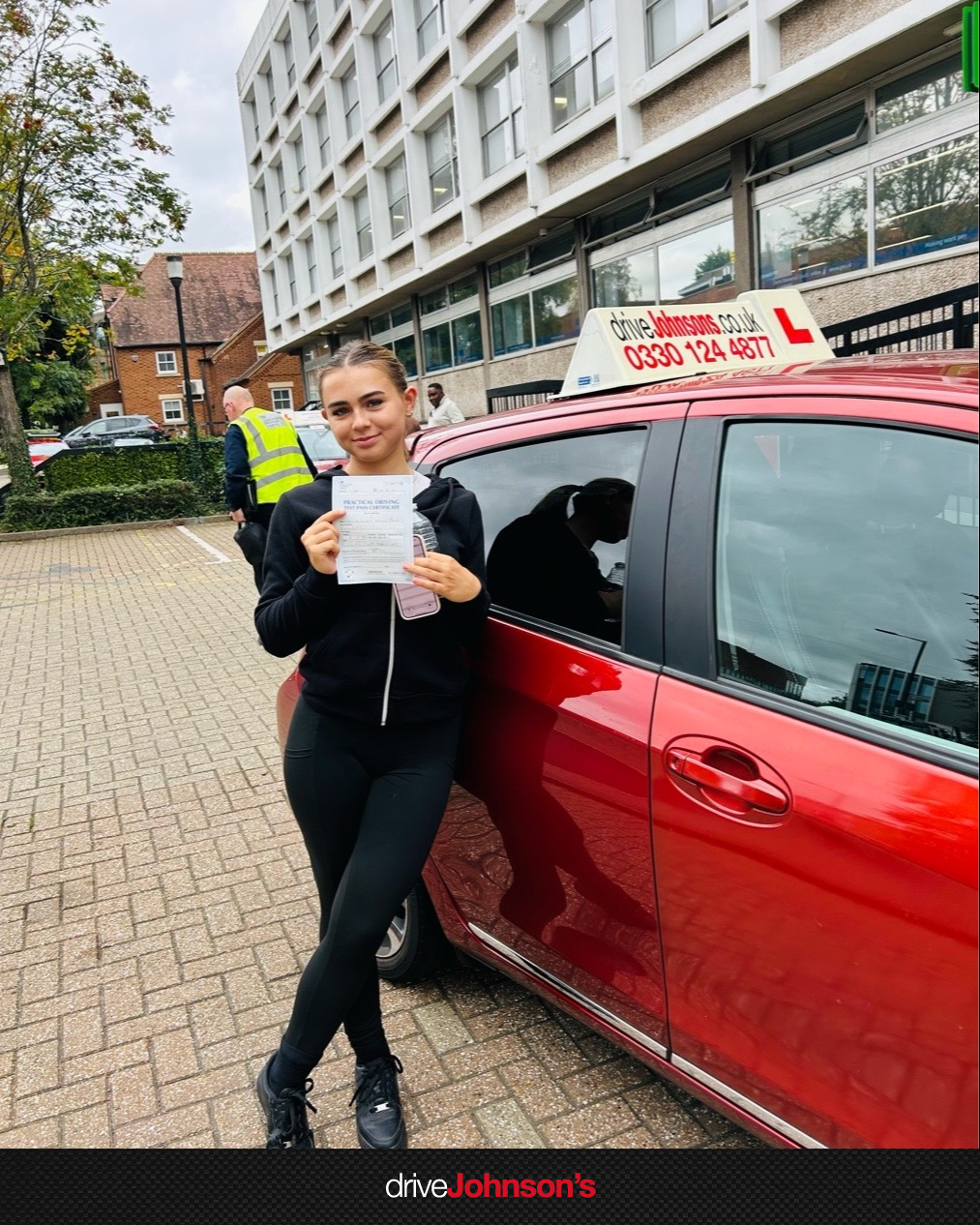 Scarlett Bond Pass Photo
