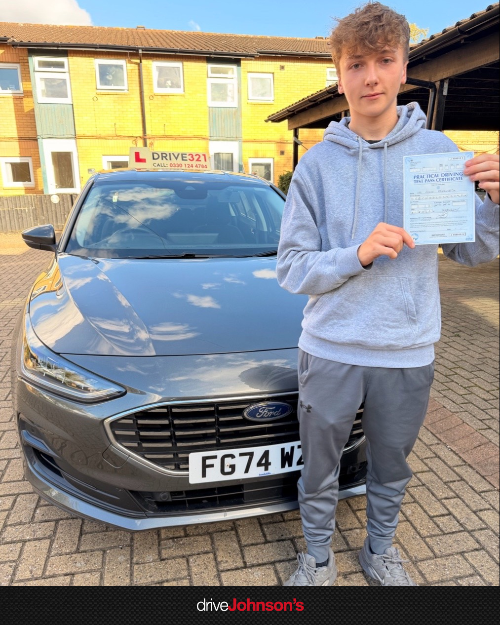 Alex Keeves Pass Photo