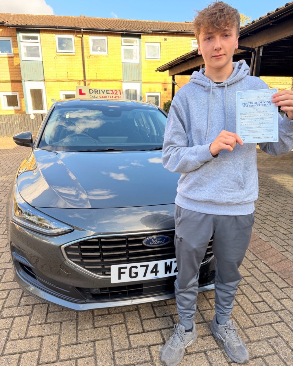 Alex Keeves Pass Photo