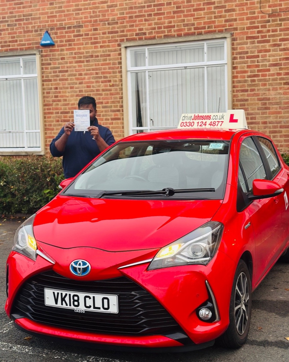 Janagan Thavendran Pass Photo