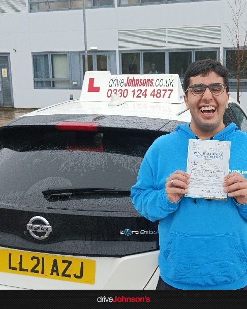 Naveed Naheed Pass Photo