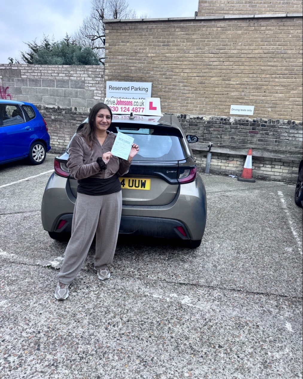 driving test pass photo of annie