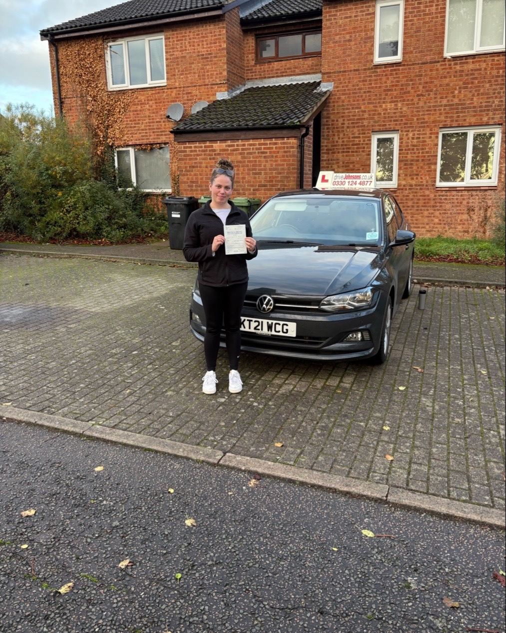 Molly Amis Pass Photo