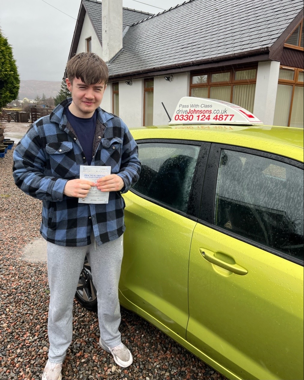 gregor henderson Pass Photo