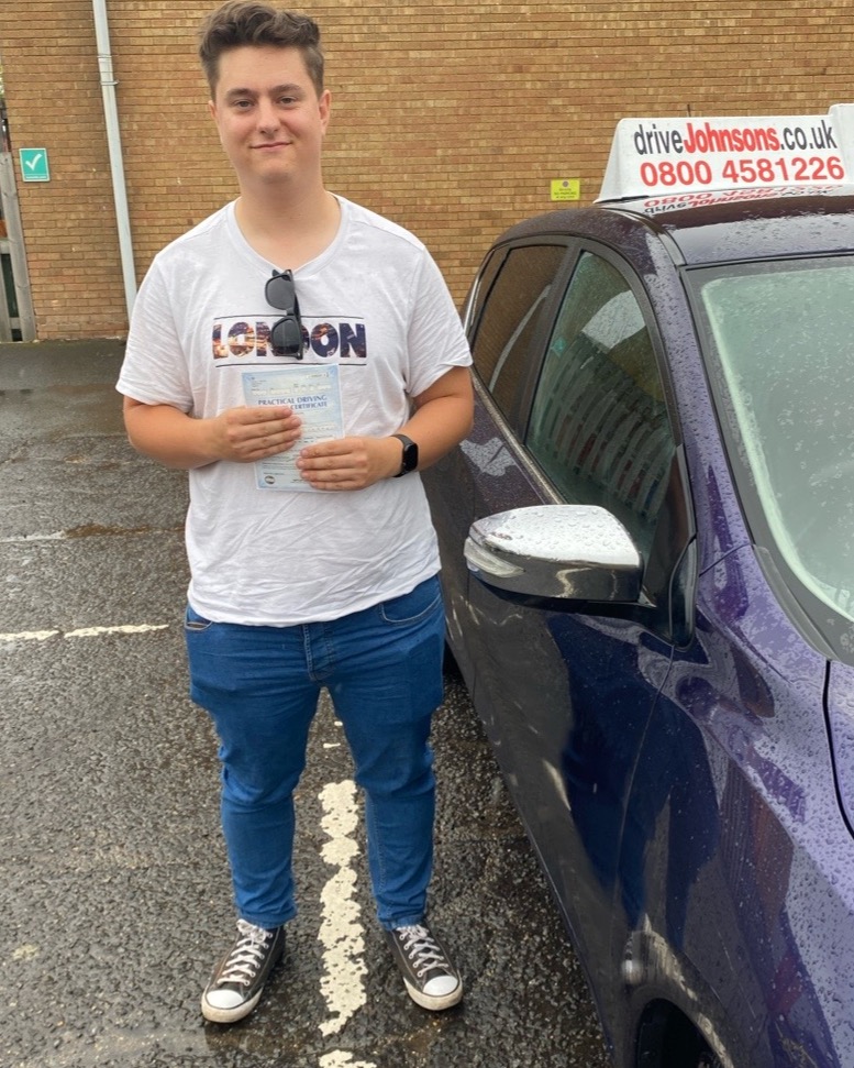 driving test pass photo of Kieran Ward