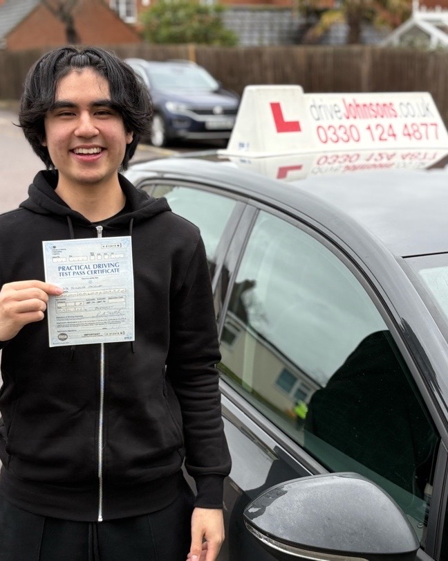 driving test pass photo of Shivivar Jacoubi