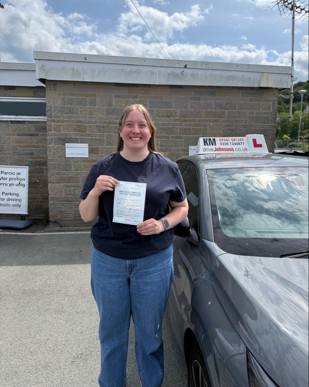 Poppy Willis Pass Photo