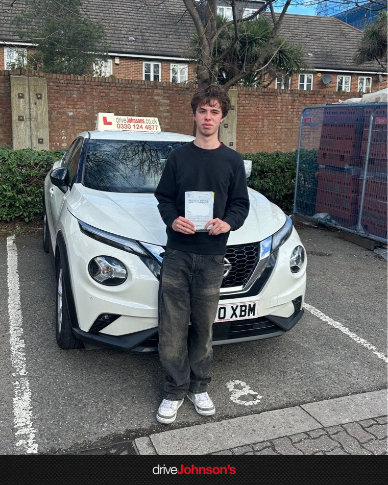 Dylan O'Brien Pass Photo