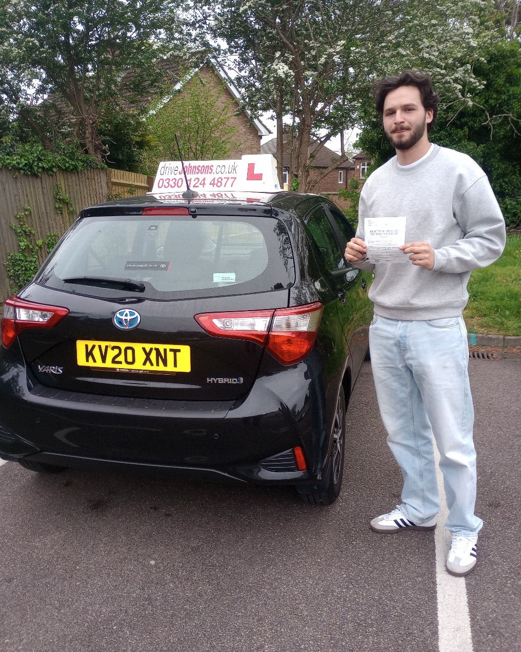 Aiden Kniuras Pass Photo