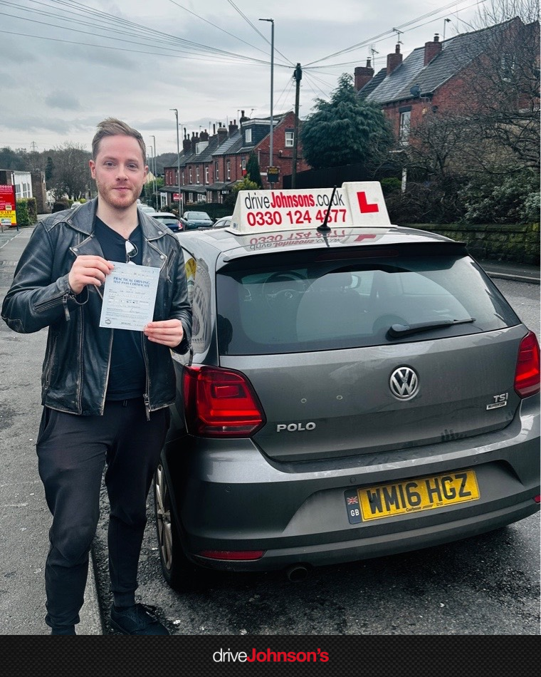 Les Harrison Pass Photo