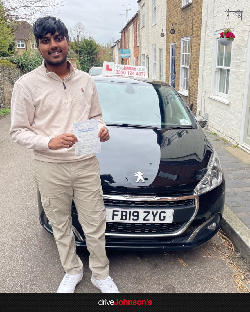 Yumil Kalu Pass Photo