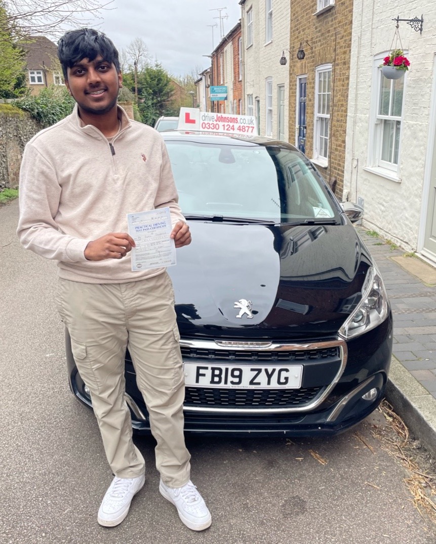 Yumil Kalu Pass Photo