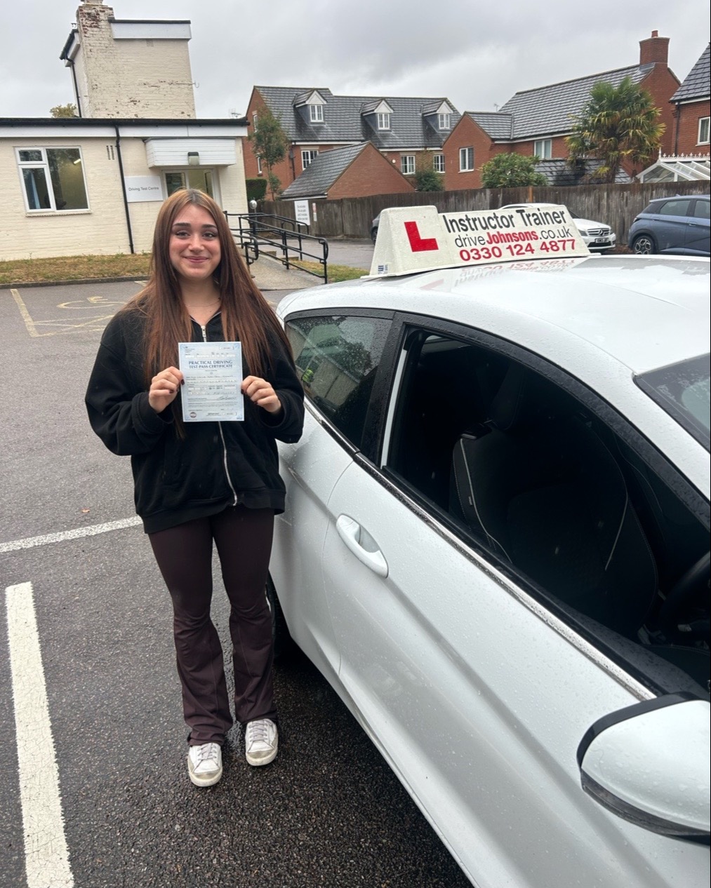 Leila Khan Pass Photo