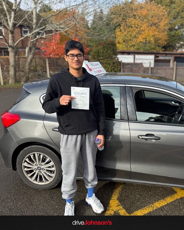 Shiv Bhardwaj Pass Photo