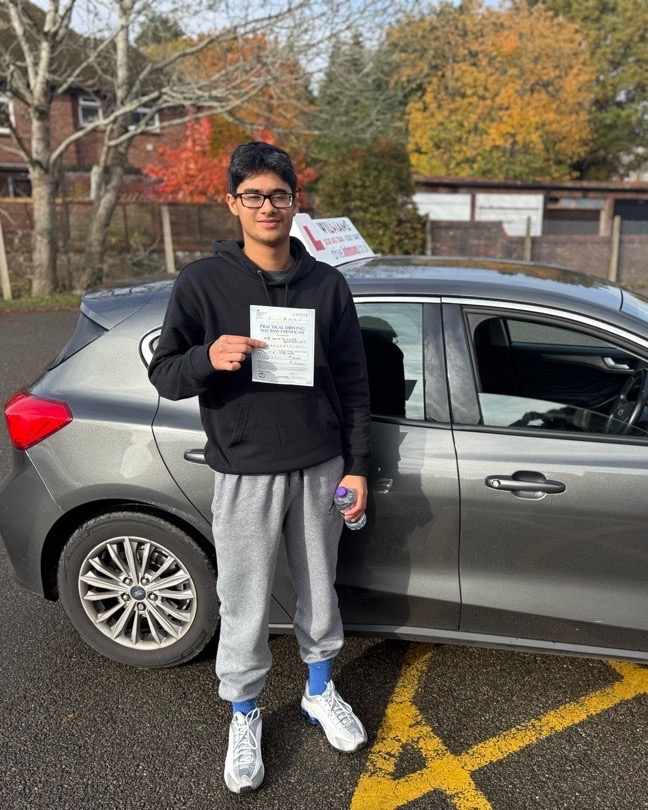 Shiv Bhardwaj Pass Photo