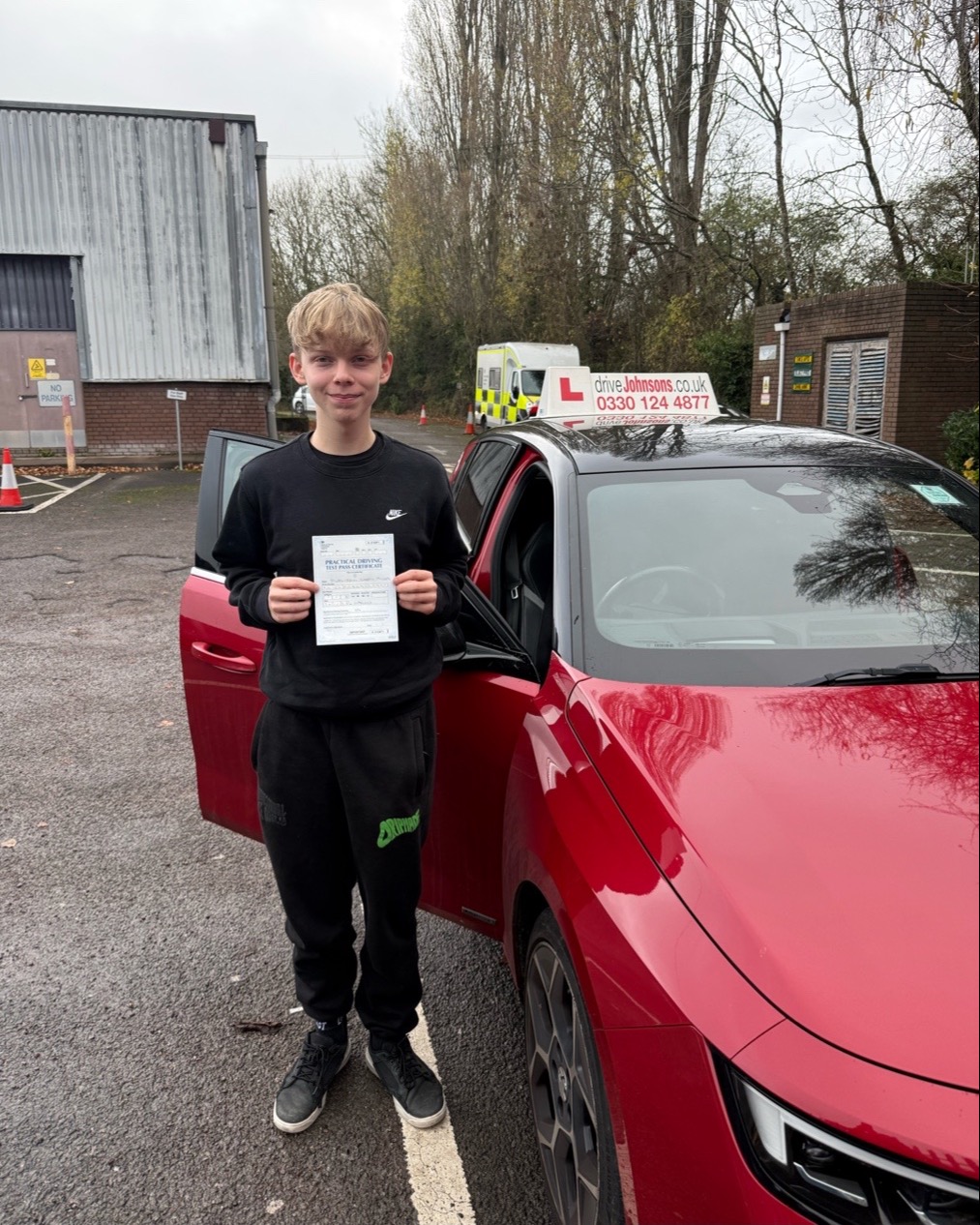 driving test pass photo of Dylan Phillips